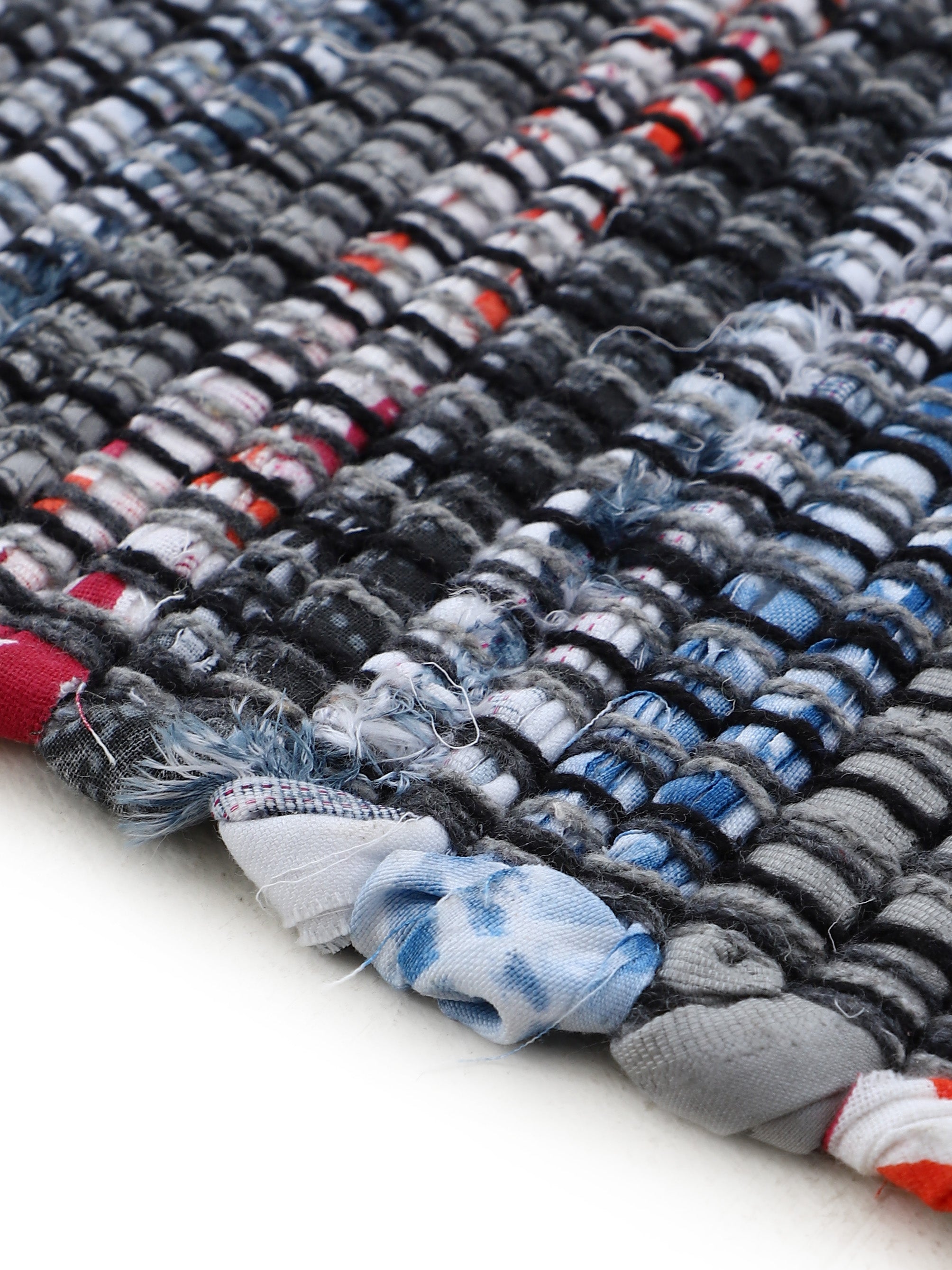 Kelim Chindi Schwarz in schwarz