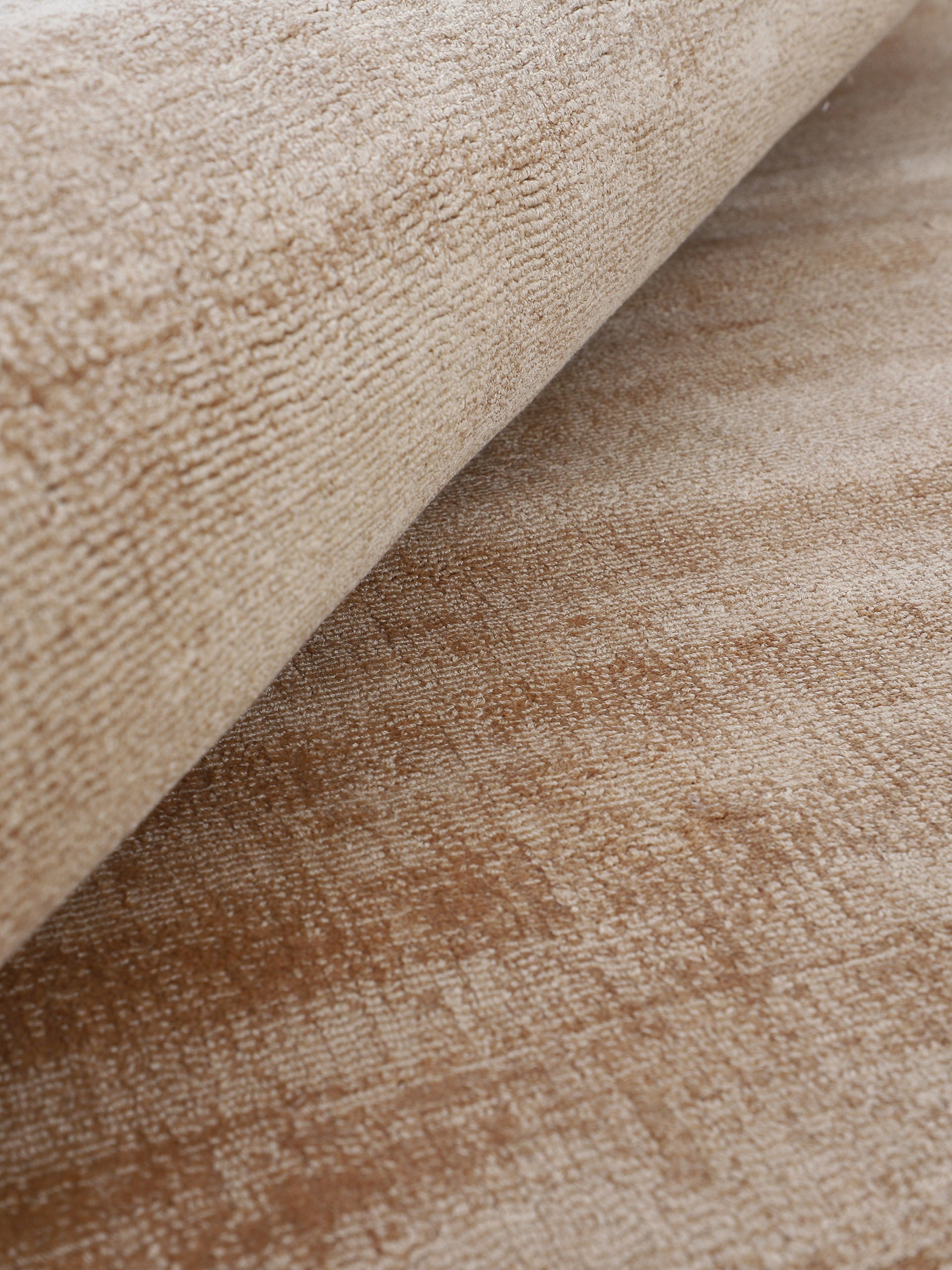 Viskoseteppich Ava Beige in beige aus viskose